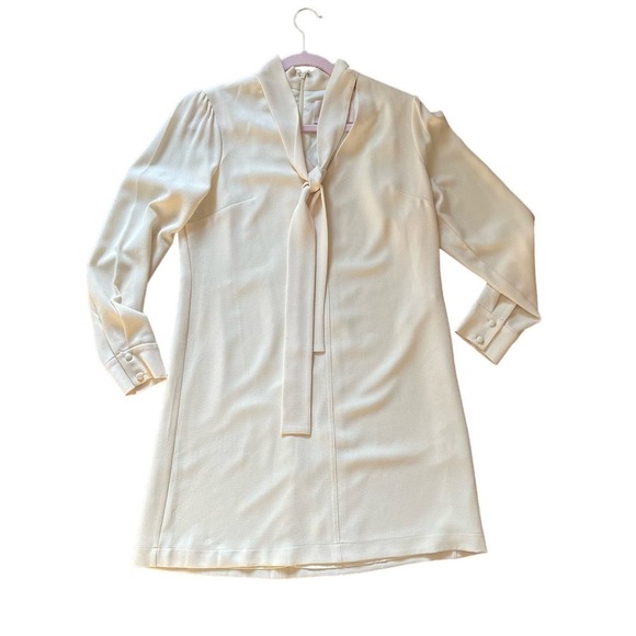 Gal Meets Glam Ines Tie Neck Long Sleeve Shift Dress Cream Sz 6 - Picture 2 of 8